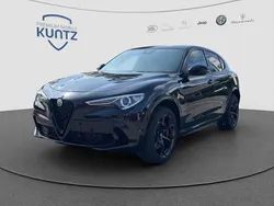 Nero vulcano Gebraucht 2022 Alfa Romeo Stelvio Quadrifoglio SUV | 52.900 € (Superpreis)