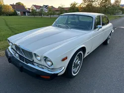 Weiß Gebraucht 1976 Jaguar XJ12 Limousine | 5.999 €