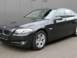 Sophistograu brillanteffekt Gebraucht 2011 BMW 530 Limousine | 16.950 € (Fairer Preis)