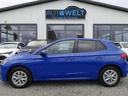 Blau Gebraucht 2023 Skoda Fabia Kleinwagen | 14.680 € (Guter Preis)