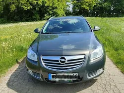 Schwarz Gebraucht 2013 Opel Insignia Active Kombi | 6.300 € (Fairer Preis)