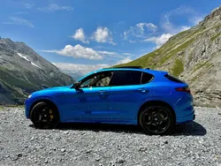 Gebraucht 2022 Alfa Romeo Stelvio Ti SUV | 38.000 € (Fairer Preis)