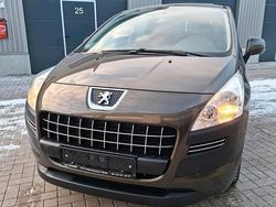 Braun Gebraucht 2011 Peugeot 3008 SUV | 5.000 € (Guter Preis)