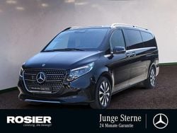 Schwarz / obsidianschwarz Gebraucht 2024 Mercedes V300 Avantgarde Van / Kleinbus | 69.990 € (Fairer Preis)