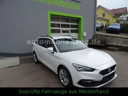 Weiß Gebraucht 2024 Seat Leon ST Style Kombi | 24.650 € (Guter Preis)