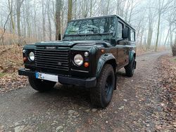 Grün Gebraucht 2003 Land Rover Defender Kombi | 25.000 €