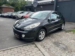 Schwarz Gebraucht 2009 Peugeot 207 Urban Move Kleinwagen | 3.999 € (Teuer)