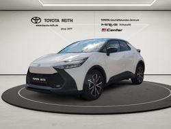 Super white 2 (040)/ black (20 Gebraucht 2024 Toyota C-HR Team SUV | 28.870 €