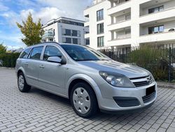 Silber Gebraucht 2007 Opel Astra Kombi | 1.100 € (Fairer Preis)
