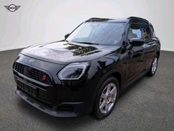 Schwarz Gebraucht 2024 Mini Countryman Classic SUV | 43.441 € (Guter Preis)