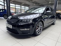 Schwarz Gebraucht 2016 Skoda Octavia RS Kombi | 14.890 € (Fairer Preis)