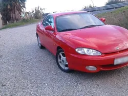 Rot Gebraucht 1997 Hyundai Coupé Coupé | 5.000 €