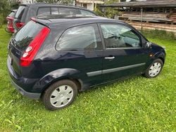 Blau Gebraucht 2006 Ford Fiesta Kleinwagen | 1.000 € (Superpreis)