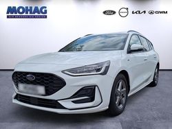 Weiss Gebraucht 2023 Ford Focus ST-Line Kombi | 18.990 € (Guter Preis)