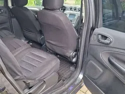 Grau Gebraucht 2005 Ford Galaxy Trend Van / Kleinbus | 3.000 € (Teuer)