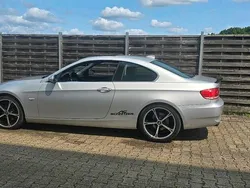 Silber Gebraucht 2007 BMW 325 Coupé | 7.299 €