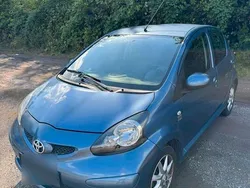 Blau Gebraucht 2008 Toyota Aygo Kleinwagen | 2.800 € (Fairer Preis)