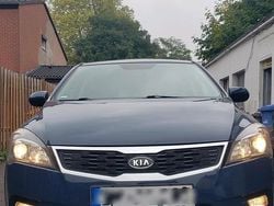 Blau Gebraucht 2010 Kia Ceed 2 Kleinwagen | 3.850 € (Fairer Preis)