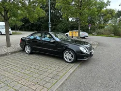 Schwarz Gebraucht 2007 Mercedes E55 AMG AMG Limousine | 24.999 €