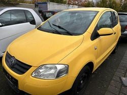 Gelb Gebraucht 2010 VW Fox Style Kleinwagen | 1.499 € (Guter Preis)