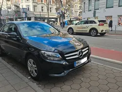 Schwarz Gebraucht 2015 Mercedes 200 Limousine | 11.900 €
