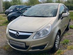 Beige Gebraucht 2009 Opel Corsa Limousine | 2.998 € (Etwas zu teuer)