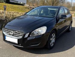 Schwarz Gebraucht 2012 Volvo V60 Kombi | 7.290 € (Fairer Preis)
