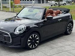 Schwarz Gebraucht 2022 Mini Cooper Cabriolet Cabrio | 25.900 € (Guter Preis)