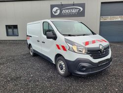Weiß Gebraucht 2018 Renault Trafic Komfort Van | 14.500 € (Teuer)