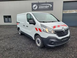 Weiß Gebraucht 2018 Renault Trafic Komfort Van | 14.900 € (Teuer)