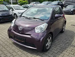 Deep amethyst mica metallic Gebraucht 2012 Toyota iQ Kleinwagen | 4.890 € (Fairer Preis)