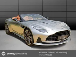 Aston Martin DB12