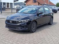 Schwarz Neu 2024 Fiat Tipo Tech Limousine | 27.489 €
