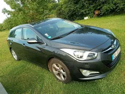Grau Gebraucht 2012 Hyundai i40 Edition Kombi | 9.950 €