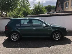 Grün Gebraucht 1999 VW Golf IV GTI Kleinwagen | 1.500 € (Superpreis)