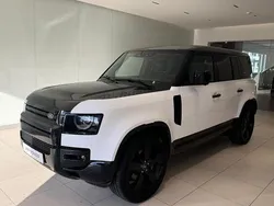 Farbe: schwarz Gebraucht 2022 Land Rover Defender SUV | 100.490 € (Guter Preis)