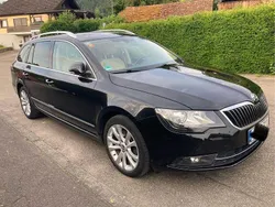 Schwarz Gebraucht 2015 Skoda Superb Elegance Limousine | 13.000 € (Superpreis)