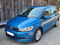 Blau Gebraucht 2019 VW Touran Comfortline Van / Kleinbus | 19.000 € (Superpreis)