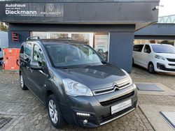 Grau Gebraucht 2017 Citroën Berlingo Shine Van / Kleinbus | 10.490 € (Etwas zu teuer)