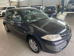 Grau Gebraucht 2008 Renault Mégane III Exception Kleinwagen | 2.800 € (Fairer Preis)