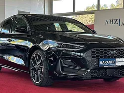 Obsidianschwarz metallic Gebraucht 2024 Ford Focus ST Limousine | 31.999 € (Guter Preis)
