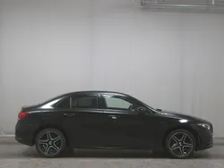 Schwarz Gebraucht 2020 Mercedes A250 AMG line Limousine | 22.980 € (Guter Preis)