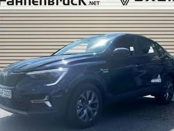 Blau (nachtblau metallic (blau)) Gebraucht 2024 Renault Arkana Evolution SUV | 27.310 € (Etwas zu teuer)