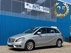 Silber Gebraucht 2012 Mercedes B180 Van / Kleinbus | 11.990 € (Teuer)