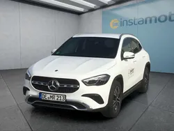 Weiß Gebraucht 2025 Mercedes GLA200 SUV | 43.849 € (Teuer)