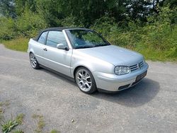 Silber Gebraucht 2000 VW Golf Cabriolet Comfortline Cabrio | 3.700 € (Etwas zu teuer)