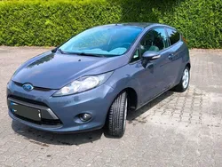 Blau Gebraucht 2011 Ford Fiesta Kleinwagen | 4.450 € (Fairer Preis)