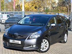 Grau Gebraucht 2012 Toyota Verso Travel Van / Kleinbus | 9.490 € (Etwas zu teuer)