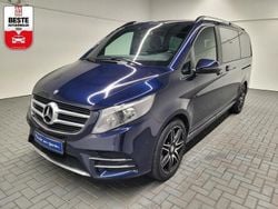 Blau (cavansitblaumet.) Gebraucht 2017 Mercedes V250 AMG line Van / Kleinbus | 42.980 € (Guter Preis)