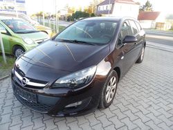 Braun Gebraucht 2015 Opel Astra Style Kombi | 8.999 € (Etwas zu teuer)